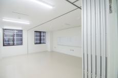 保健医療学部共用研究室