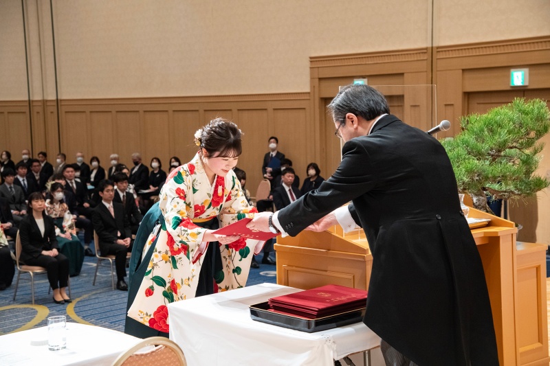 卒業証書・学位記　授与