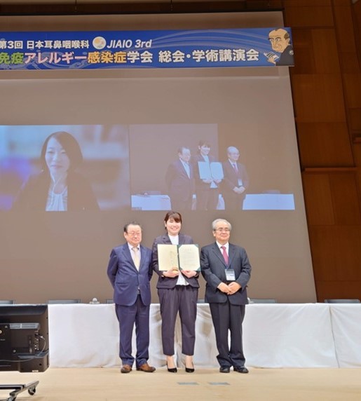 学会賞受賞　代理　谷向由佳大学院生