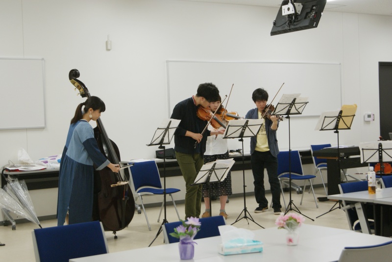 模擬店の様子