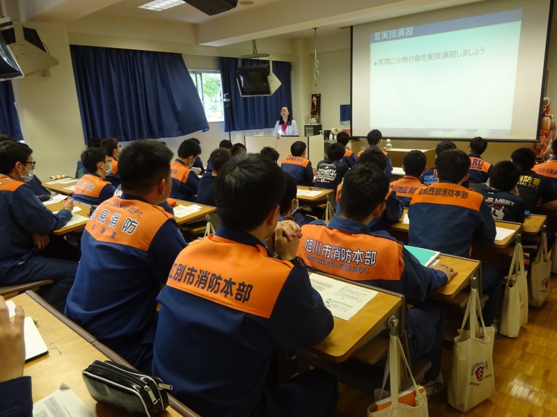 助産学専攻科　荒木奈緒　准教授