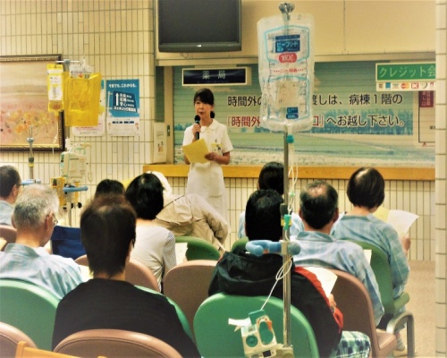 患者サービス向上委員会萩原委員長（看護部長）による開会の挨拶