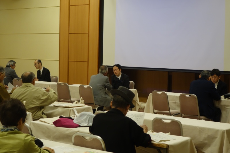 個別相談の様子（講演終了後）