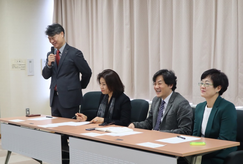 高麗大学調印式写真