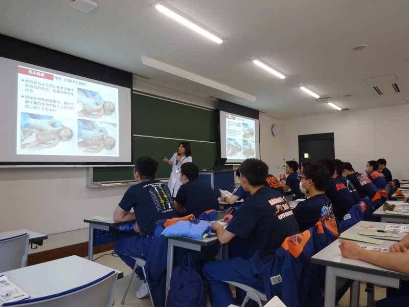 看護学科　荻田珠江 講師による講義