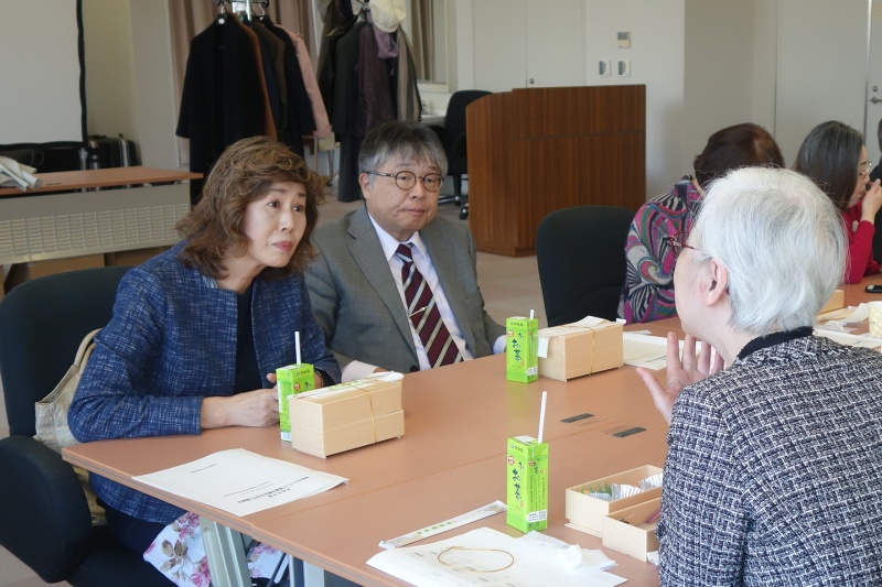 懇談の様子（舛森副院長）