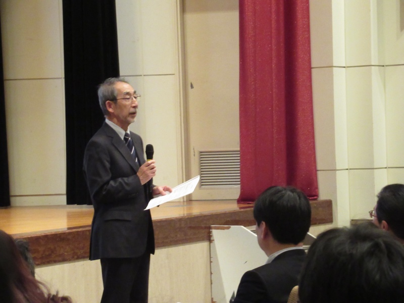 塚本学長による開会挨拶