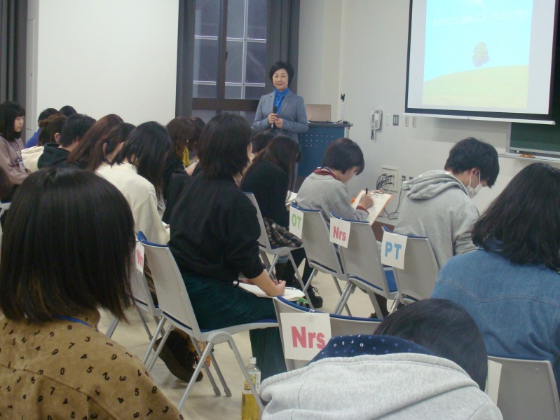 医療接遇特別講演会の様子