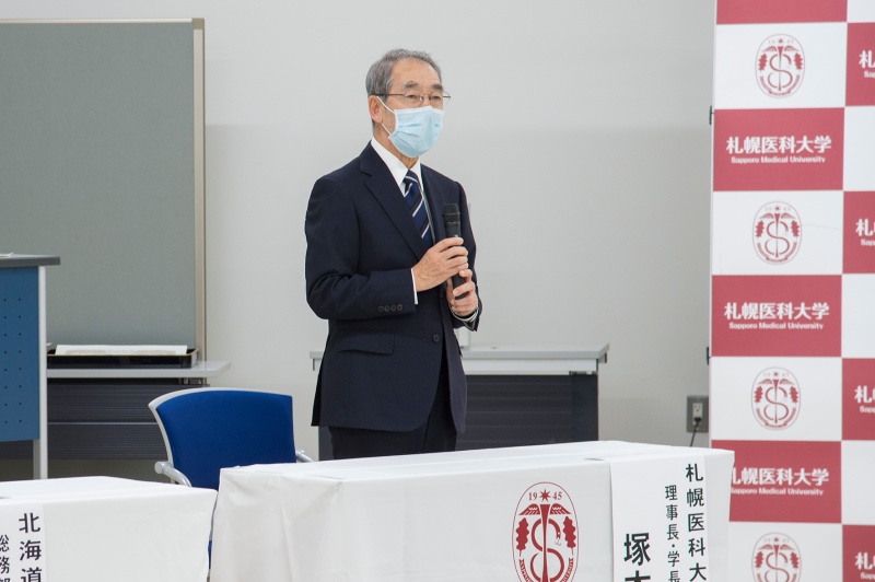 塚本　泰司理事長・学長による挨拶