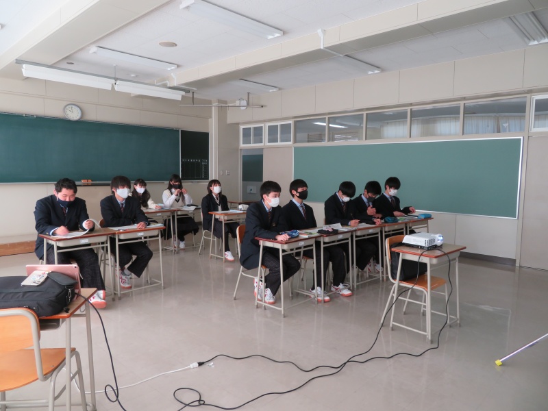 受講する留辺蘂高校のみなさん