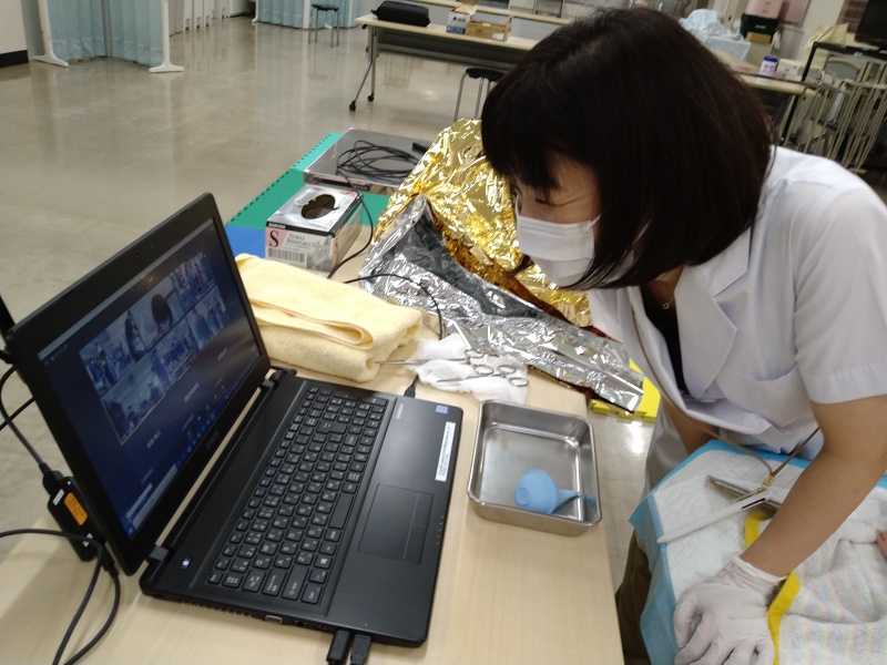 実技演習中のディスカッション