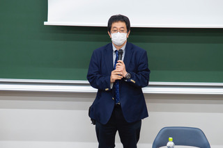 成松教授による閉会の辞