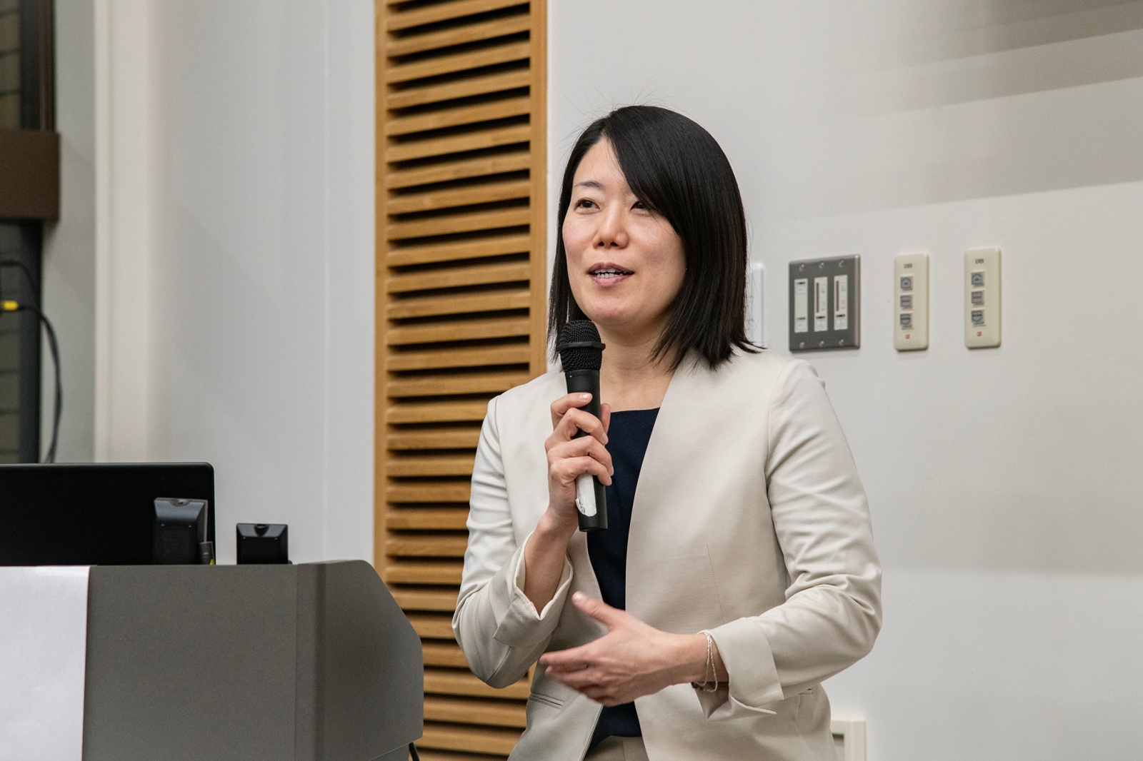 講演の様子：国境なき医師団日本　会長　中嶋優子先生