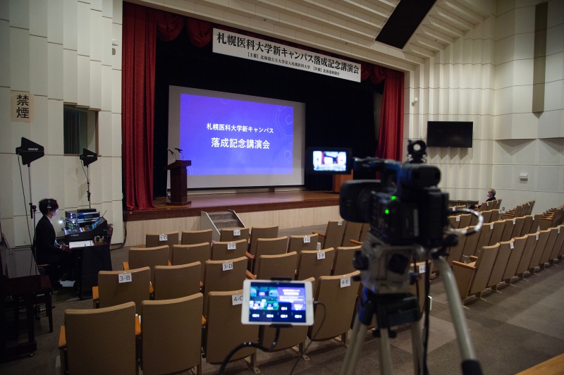 公式Youtubeでのライブ配信