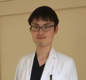 粂川 昂平医師(平成28年3月卒業)