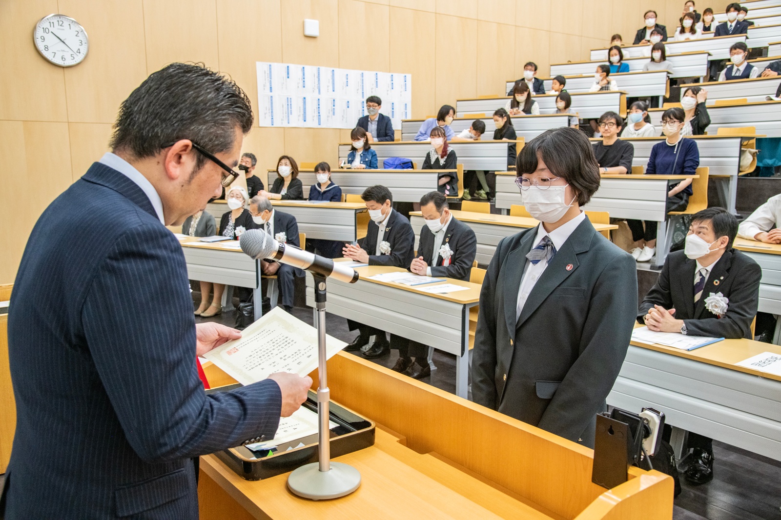 札幌川柳協会名誉会長賞の授与