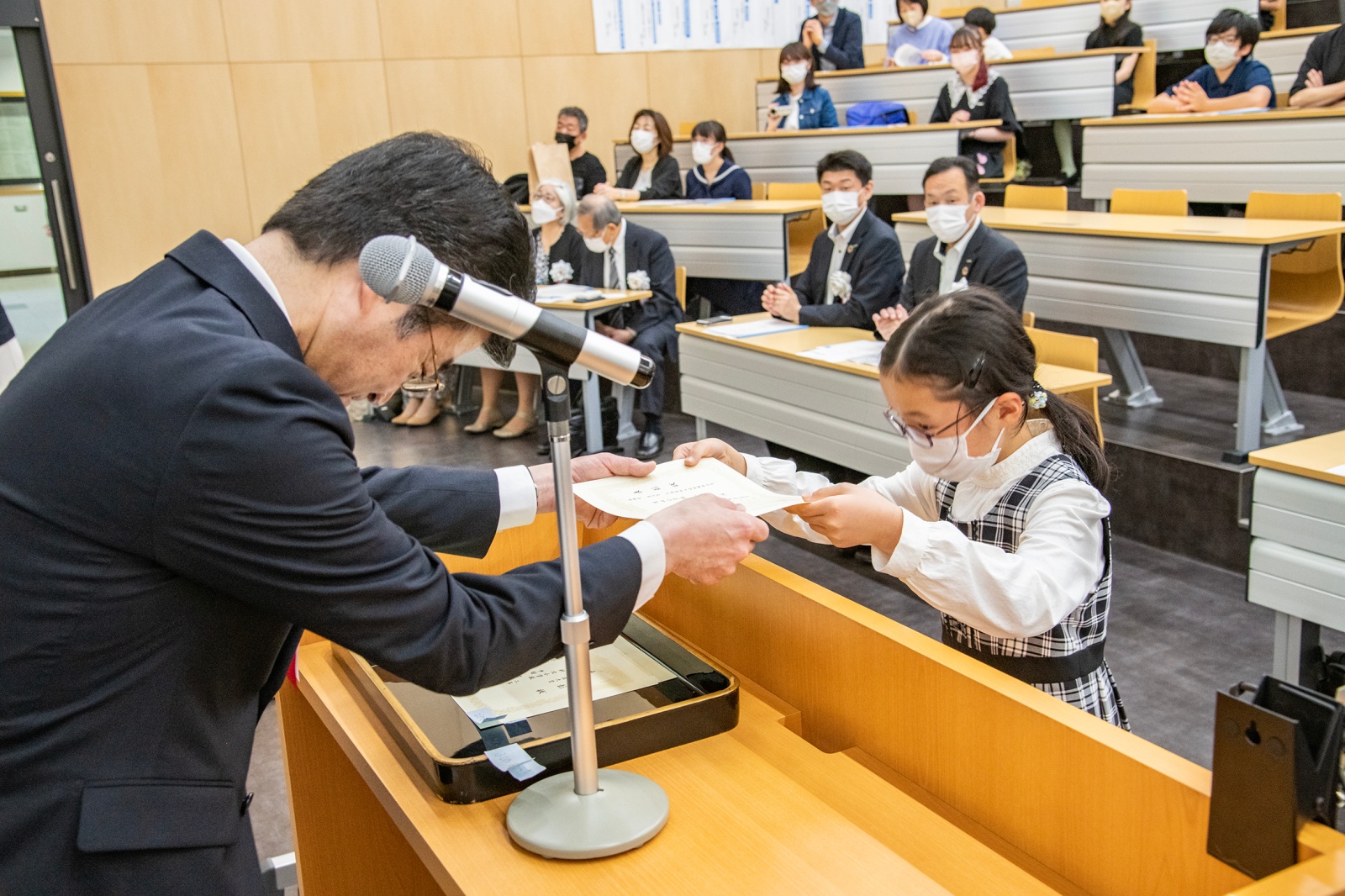 病理賞の授与