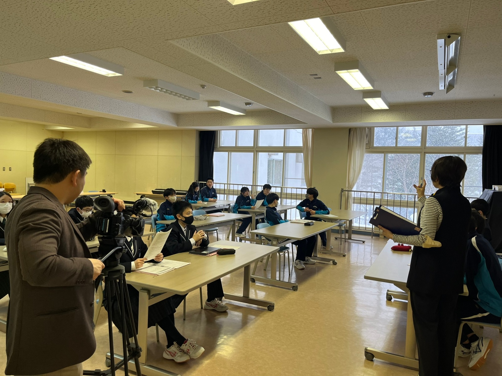 中高生ニュース撮影