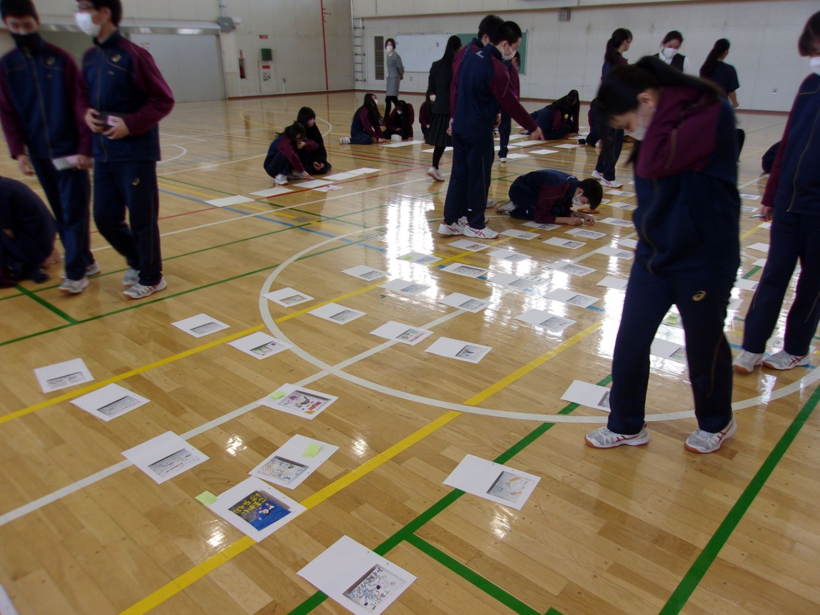 伏見中賞選考の様子