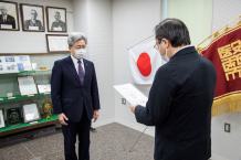 委嘱書交付の写真