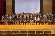 写真8．参加者全員による集合写真