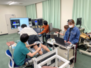 写真 : 演習の様子2