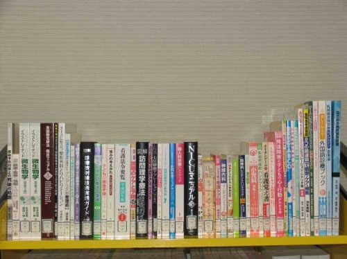 H26後援会図書寄贈1