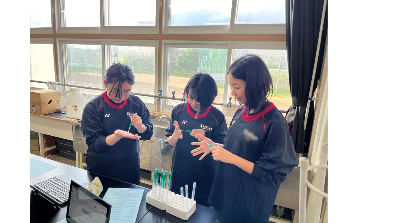 柏　中学校・科学部