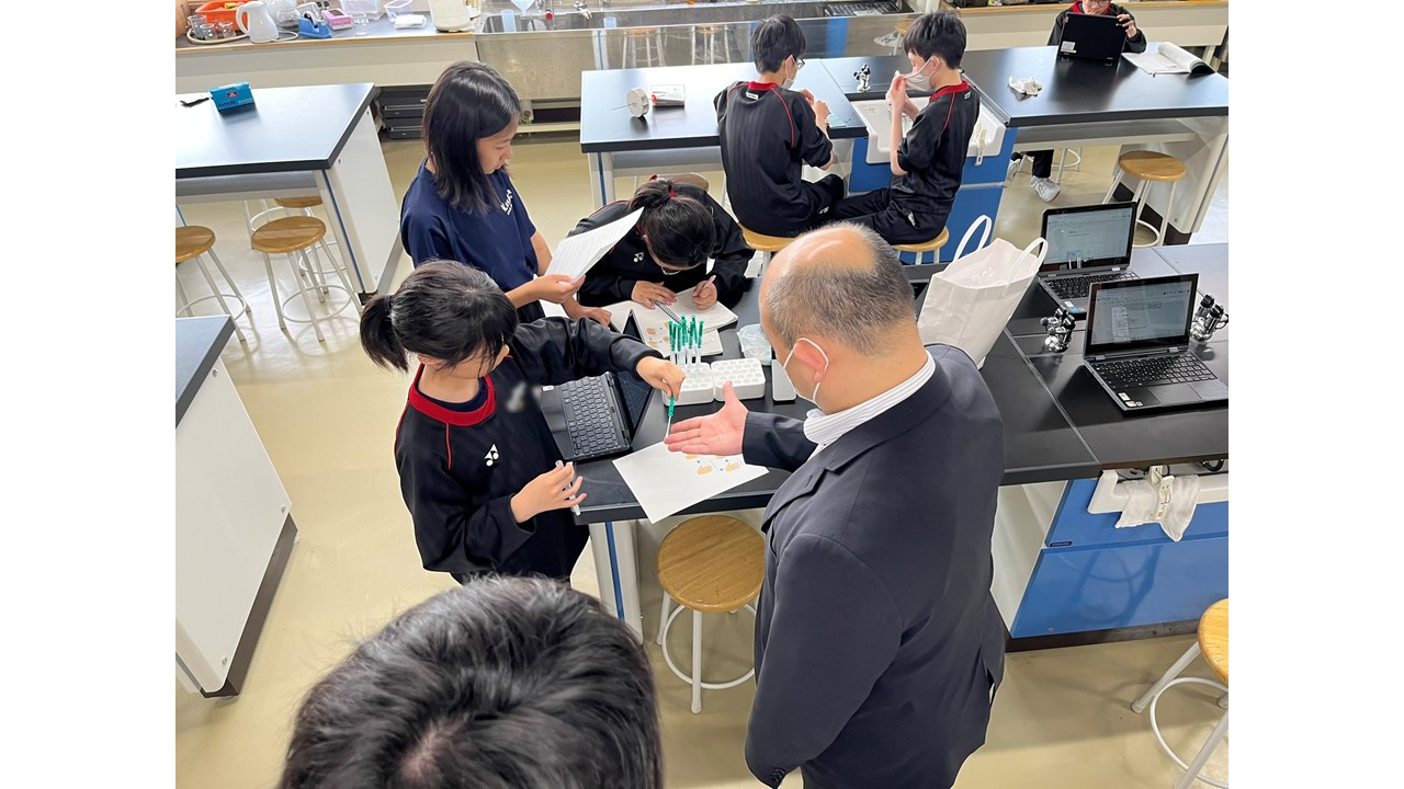 柏中学校・科学部