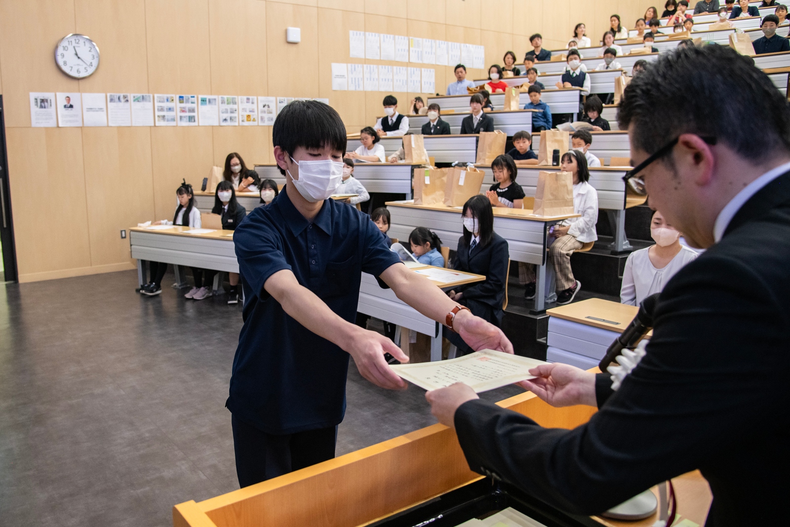 オレンジ賞・北海道私立幼稚園協会賞・札幌川柳協会名誉会長賞の授与