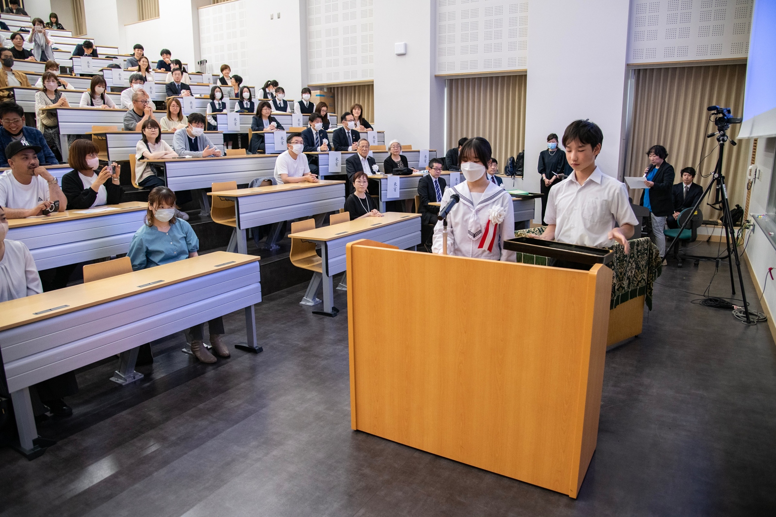 宮の森中賞の授与