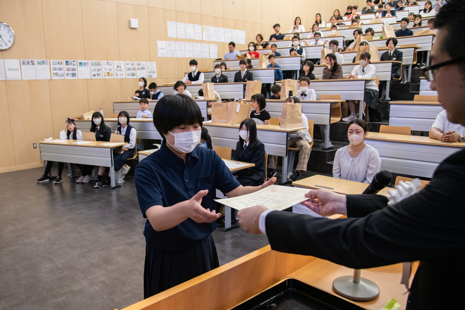 オレンジ賞・北海道私立幼稚園協会賞・札幌川柳協会名誉会長賞の授与