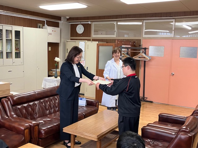 柏　中学校