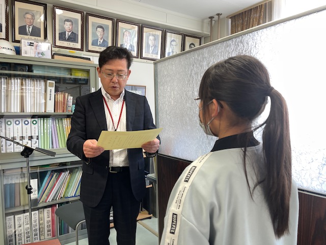 南月寒小学校